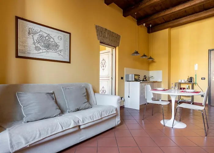 Casa Duchesse Al Castello * فيرّارا